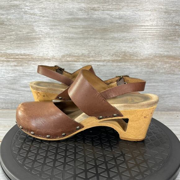 Dansko Women's Thea Brown Leather Studded Slingback Sandals Size EU 37 US 6.5 - Picture 7 of 12